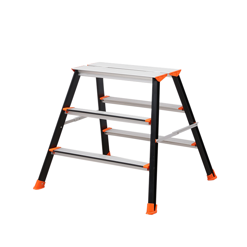 Aluminum Step Ladder Supports Daily Tasks