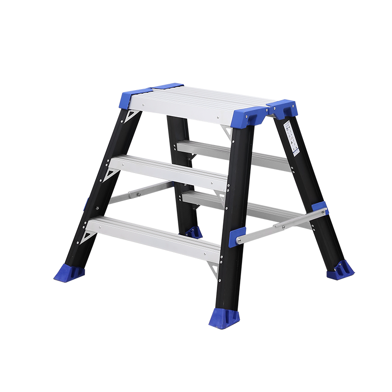 Foldable Step Ladder Offers Safe Elevated Access
